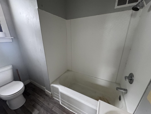 607 Jackson, MOUNT CARROLL, Illinois 61053, ,3 - 4 Units,For Sale,Jackson,202504114