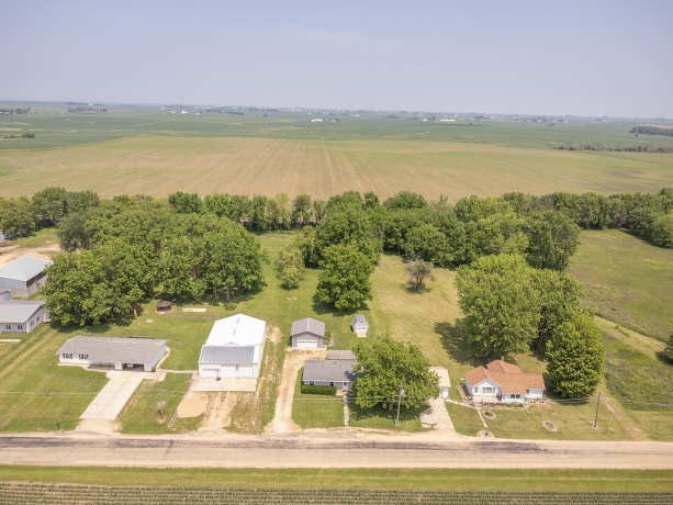 25115 Locust, LANARK, Illinois 61046, 3 Bedrooms Bedrooms, ,1 BathroomBathrooms,House,For Sale,Locust,202406200