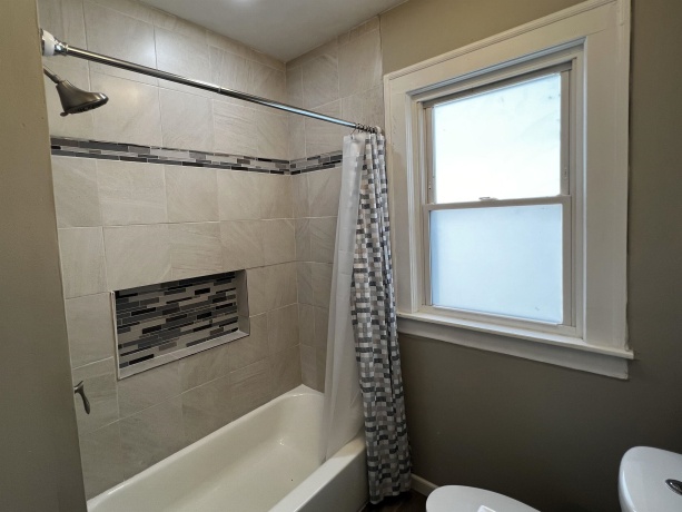 1602 22nd, ROCKFORD, Illinois 61108, 3 Bedrooms Bedrooms, ,1 BathroomBathrooms,House,For Sale,22nd,202504122