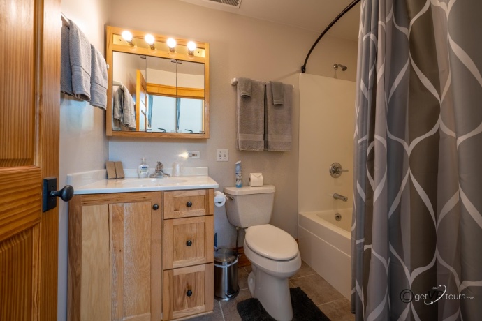 412 Spring, GALENA, Illinois 61036, ,Mixed Use,For Sale,Spring,201773