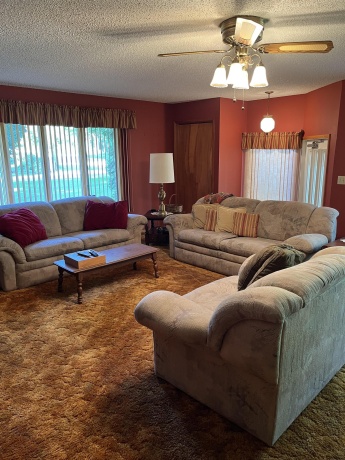 231 Willis, STOCKTON, Illinois 61085, 4 Bedrooms Bedrooms, ,3 BathroomsBathrooms,House,For Sale,Willis,202504153