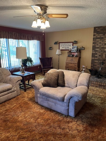 231 Willis, STOCKTON, Illinois 61085, 4 Bedrooms Bedrooms, ,3 BathroomsBathrooms,House,For Sale,Willis,202504153