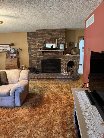 231 Willis, STOCKTON, Illinois 61085, 4 Bedrooms Bedrooms, ,3 BathroomsBathrooms,House,For Sale,Willis,202504153