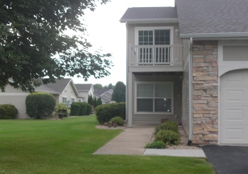2530 Edgewood, BELOIT, Wisconsin 53511, 2 Bedrooms Bedrooms, ,1 BathroomBathrooms,Condominium,For Sale,Edgewood,202504168