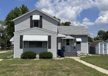 2027 Tenth, Peru, Illinois 61354, 2 Bedrooms Bedrooms, ,1 BathroomBathrooms,House,For Sale,Tenth,202504184