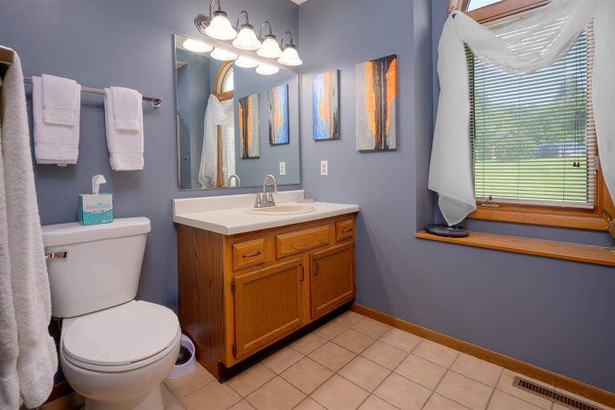 9 Oak Glen, GALENA, Illinois 61036, 2 Bedrooms Bedrooms, ,2 BathroomsBathrooms,Condominium,For Sale,Oak Glen,202504228