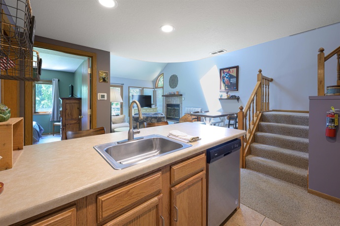 9 Oak Glen, GALENA, Illinois 61036, 2 Bedrooms Bedrooms, ,2 BathroomsBathrooms,Condominium,For Sale,Oak Glen,202504228