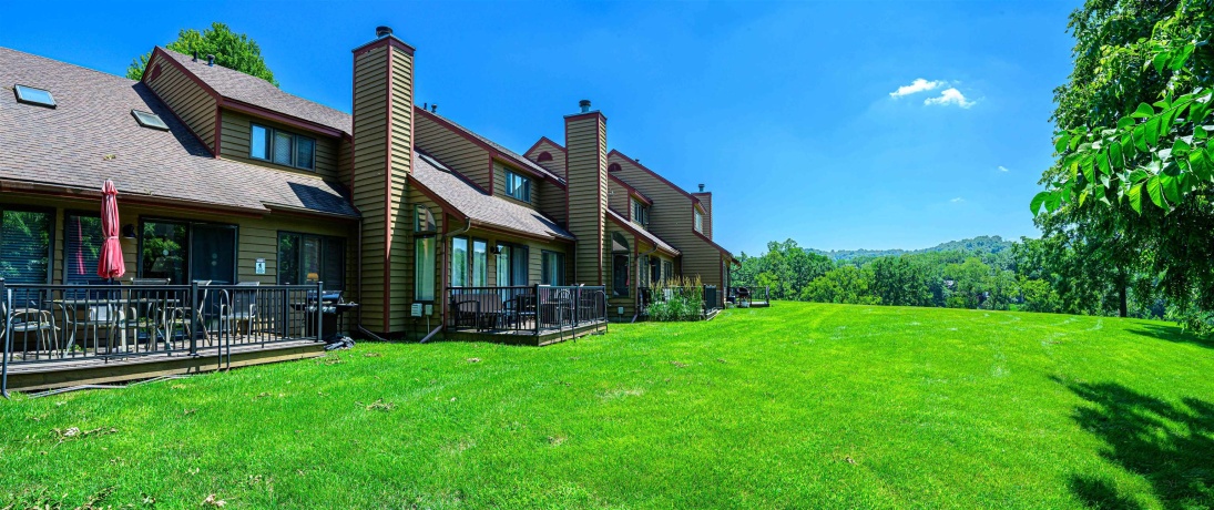 9 Oak Glen, GALENA, Illinois 61036, 2 Bedrooms Bedrooms, ,2 BathroomsBathrooms,Condominium,For Sale,Oak Glen,202504228