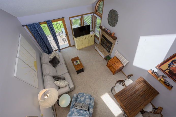 9 Oak Glen, GALENA, Illinois 61036, 2 Bedrooms Bedrooms, ,2 BathroomsBathrooms,Condominium,For Sale,Oak Glen,202504228