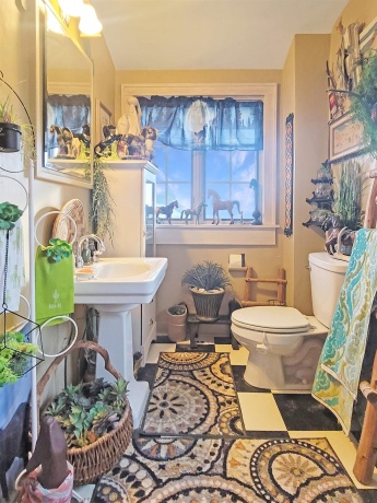 310 Madison, ELIZABETH, Illinois 61028, 2 Bedrooms Bedrooms, ,1 BathroomBathrooms,House,For Sale,Madison,202504231