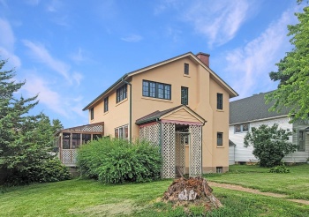 310 Madison, ELIZABETH, Illinois 61028, 2 Bedrooms Bedrooms, ,1 BathroomBathrooms,House,For Sale,Madison,202504231