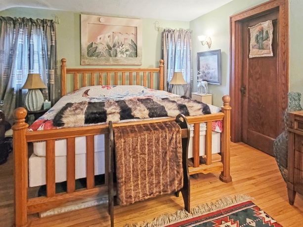 310 Madison, ELIZABETH, Illinois 61028, 2 Bedrooms Bedrooms, ,1 BathroomBathrooms,House,For Sale,Madison,202504231