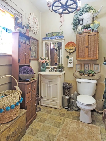 310 Madison, ELIZABETH, Illinois 61028, 2 Bedrooms Bedrooms, ,1 BathroomBathrooms,House,For Sale,Madison,202504231