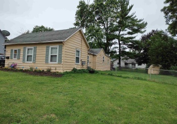 1027 Garfield, BELVIDERE, Illinois 61008, 2 Bedrooms Bedrooms, ,1 BathroomBathrooms,House,For Sale,Garfield,202504238