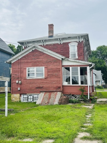 35 3rd, SAVANNA, Illinois 61074, 4 Bedrooms Bedrooms, ,2 BathroomsBathrooms,House,For Sale,3rd,202504246