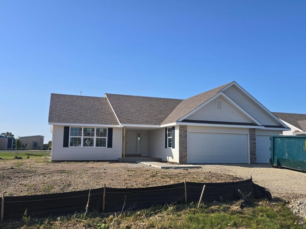 1054 BIRCHWOOD, BELOIT, Wisconsin 53511, 3 Bedrooms Bedrooms, ,2 BathroomsBathrooms,House,For Sale,BIRCHWOOD,202504260