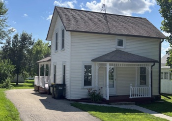 408 Madison, ELIZABETH, Illinois 61028, 3 Bedrooms Bedrooms, ,1 BathroomBathrooms,House,For Sale,Madison,202504270