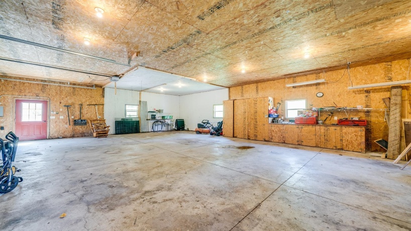 1101 Spring Creek, OREGON, Illinois 61061, 3 Bedrooms Bedrooms, ,2 BathroomsBathrooms,House,For Sale,Spring Creek,202504281