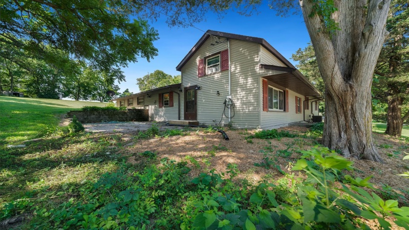 1101 Spring Creek, OREGON, Illinois 61061, 3 Bedrooms Bedrooms, ,2 BathroomsBathrooms,House,For Sale,Spring Creek,202504281