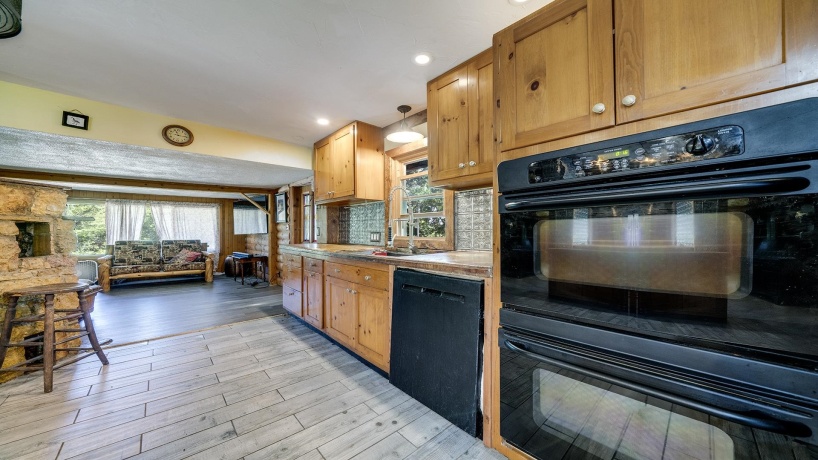 1101 Spring Creek, OREGON, Illinois 61061, 3 Bedrooms Bedrooms, ,2 BathroomsBathrooms,House,For Sale,Spring Creek,202504281