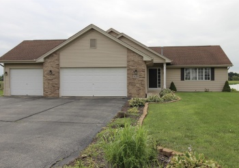 1138 Shadow Wood, BYRON, Illinois 61010, 4 Bedrooms Bedrooms, ,2 BathroomsBathrooms,House,For Sale,Shadow Wood,202504283