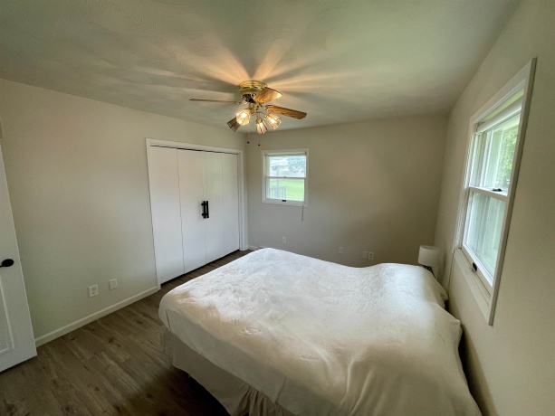 215 Hickory, LENA, Illinois 61048, 4 Bedrooms Bedrooms, ,2 BathroomsBathrooms,House,For Sale,Hickory,202504341