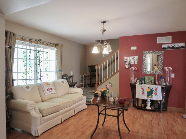 923 West Street, GALENA, Illinois 61036, 4 Bedrooms Bedrooms, ,2 BathroomsBathrooms,House,For Sale,West Street,202504348