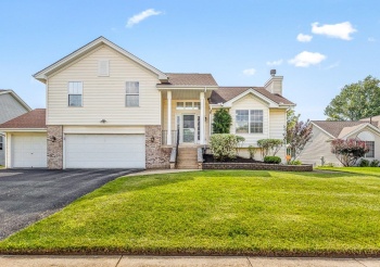 4549 Hilltop, LOVES PARK, Illinois 61111, 4 Bedrooms Bedrooms, ,3 BathroomsBathrooms,House,For Sale,Hilltop,202504375