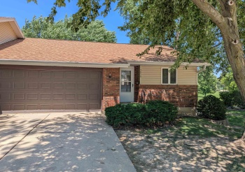 1810 Winchester, FREEPORT, Illinois 61032, 2 Bedrooms Bedrooms, ,1 BathroomBathrooms,Condominium,For Sale,Winchester,202504394