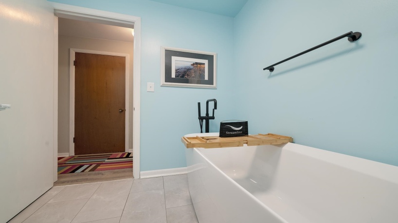 9466 Pines, POLO, Illinois 61064, 3 Bedrooms Bedrooms, ,2 BathroomsBathrooms,House,For Sale,Pines,202504399