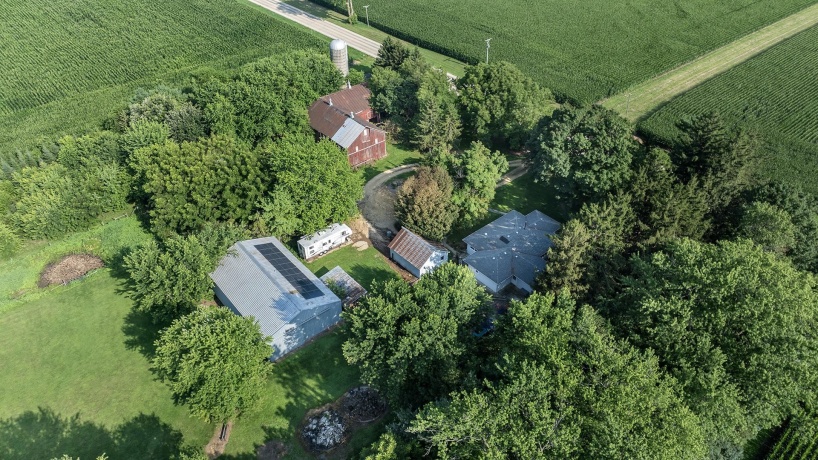 9466 Pines, POLO, Illinois 61064, 3 Bedrooms Bedrooms, ,2 BathroomsBathrooms,House,For Sale,Pines,202504399