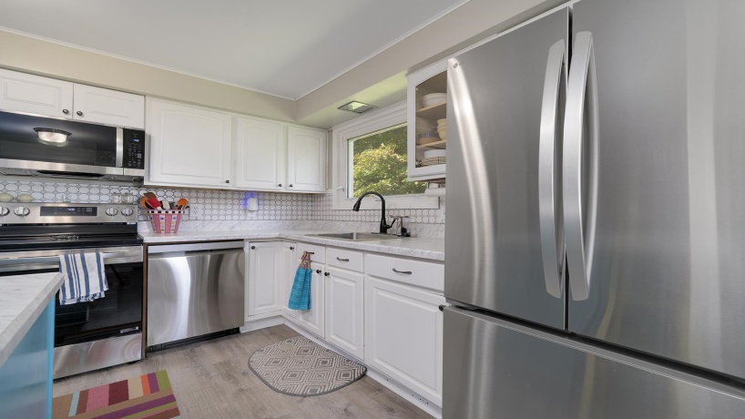 9466 Pines, POLO, Illinois 61064, 3 Bedrooms Bedrooms, ,2 BathroomsBathrooms,House,For Sale,Pines,202504399