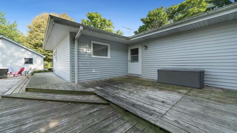 9466 Pines, POLO, Illinois 61064, 3 Bedrooms Bedrooms, ,2 BathroomsBathrooms,House,For Sale,Pines,202504399