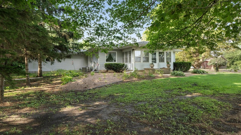 9466 Pines, POLO, Illinois 61064, 3 Bedrooms Bedrooms, ,2 BathroomsBathrooms,House,For Sale,Pines,202504399