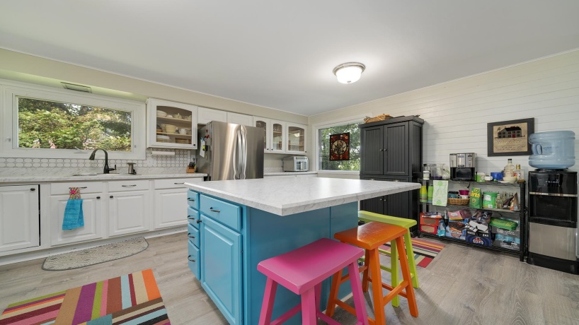 9466 Pines, POLO, Illinois 61064, 3 Bedrooms Bedrooms, ,2 BathroomsBathrooms,House,For Sale,Pines,202504399