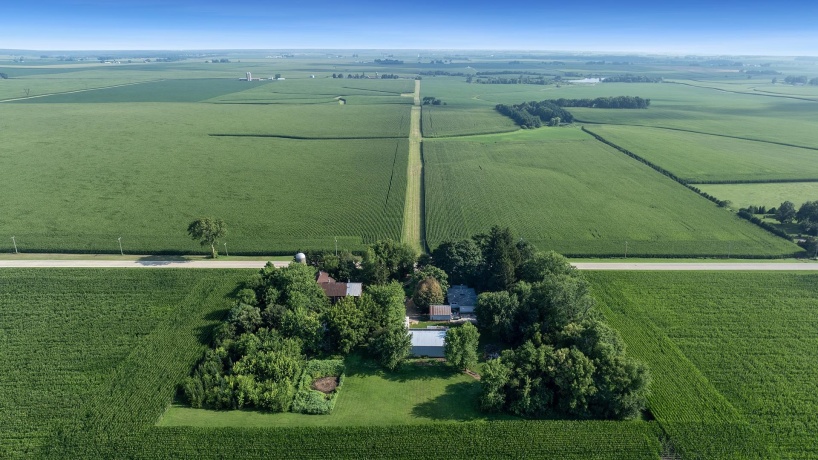 9466 Pines, POLO, Illinois 61064, 3 Bedrooms Bedrooms, ,2 BathroomsBathrooms,House,For Sale,Pines,202504399