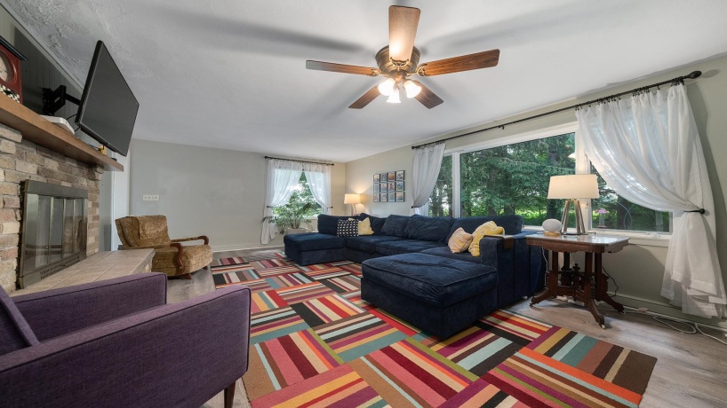 9466 Pines, POLO, Illinois 61064, 3 Bedrooms Bedrooms, ,2 BathroomsBathrooms,House,For Sale,Pines,202504399