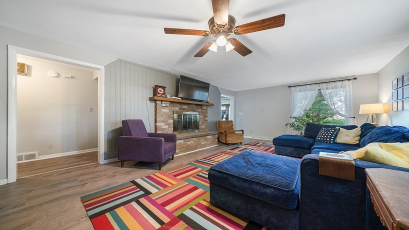 9466 Pines, POLO, Illinois 61064, 3 Bedrooms Bedrooms, ,2 BathroomsBathrooms,House,For Sale,Pines,202504399