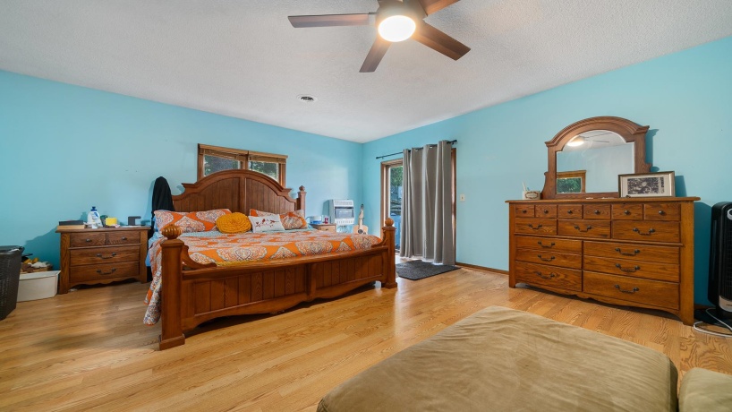 9466 Pines, POLO, Illinois 61064, 3 Bedrooms Bedrooms, ,2 BathroomsBathrooms,House,For Sale,Pines,202504399