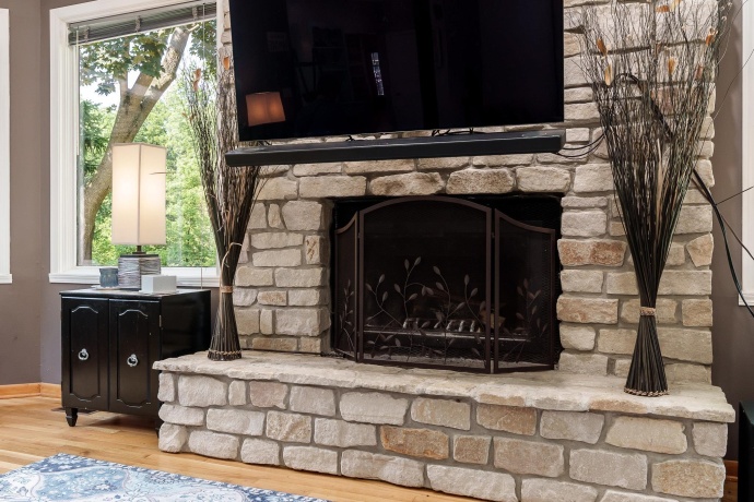 2373 Geddes, ROCKFORD, Illinois 61103, 3 Bedrooms Bedrooms, ,2 BathroomsBathrooms,House,For Sale,Geddes,202504409