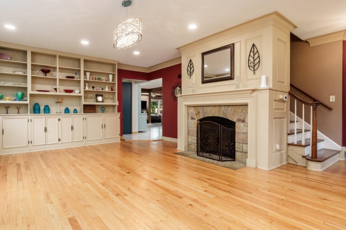 2373 Geddes, ROCKFORD, Illinois 61103, 3 Bedrooms Bedrooms, ,2 BathroomsBathrooms,House,For Sale,Geddes,202504409