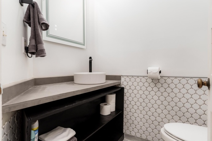 2373 Geddes, ROCKFORD, Illinois 61103, 3 Bedrooms Bedrooms, ,2 BathroomsBathrooms,House,For Sale,Geddes,202504409