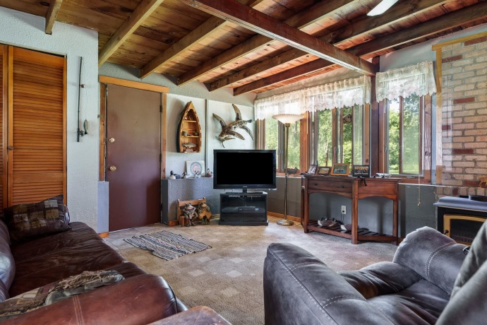 2373 Geddes, ROCKFORD, Illinois 61103, 3 Bedrooms Bedrooms, ,2 BathroomsBathrooms,House,For Sale,Geddes,202504409