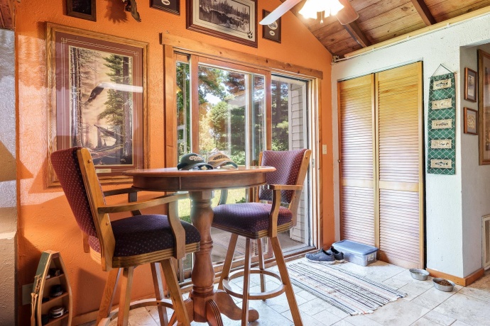 2373 Geddes, ROCKFORD, Illinois 61103, 3 Bedrooms Bedrooms, ,2 BathroomsBathrooms,House,For Sale,Geddes,202504409