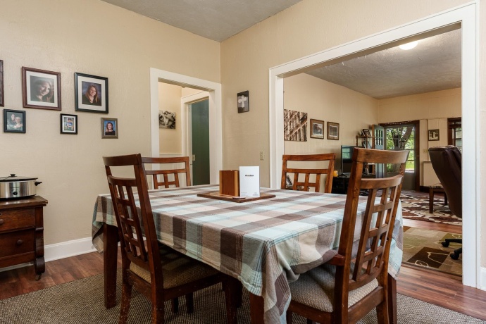 2373 Geddes, ROCKFORD, Illinois 61103, 3 Bedrooms Bedrooms, ,2 BathroomsBathrooms,House,For Sale,Geddes,202504409