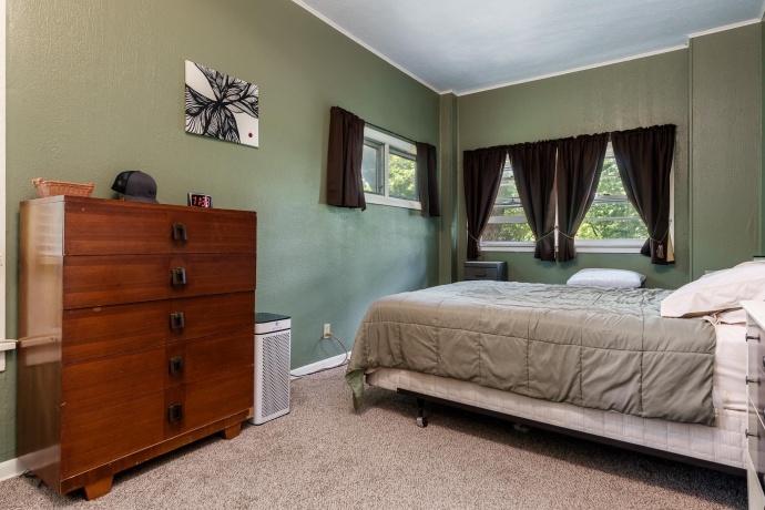 2373 Geddes, ROCKFORD, Illinois 61103, 3 Bedrooms Bedrooms, ,2 BathroomsBathrooms,House,For Sale,Geddes,202504409