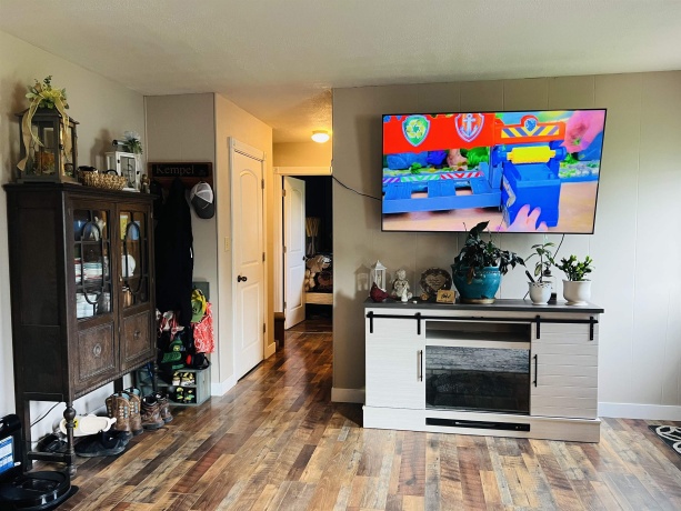 208 Garfield, PEARL CITY, Illinois 61062, 3 Bedrooms Bedrooms, ,1 BathroomBathrooms,House,For Sale,Garfield,202504423