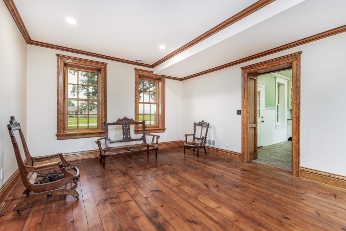 708 Gear, GALENA, Illinois 61036, 3 Bedrooms Bedrooms, ,1 BathroomBathrooms,House,For Sale,Gear,202504471