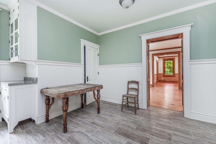 708 Gear, GALENA, Illinois 61036, 3 Bedrooms Bedrooms, ,1 BathroomBathrooms,House,For Sale,Gear,202504471