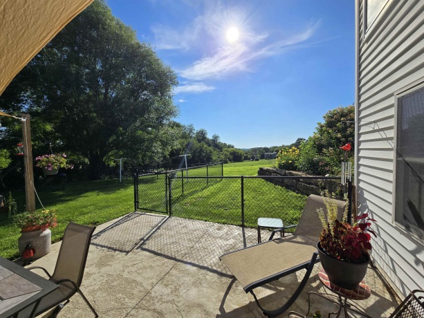 11A24 Bunker, APPLE RIVER, Illinois 61001, 4 Bedrooms Bedrooms, ,3 BathroomsBathrooms,House,For Sale,Bunker,202504478